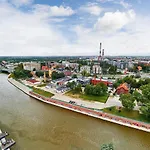 Sikorskiego With Free Garage By Renters Prestige Wroclaw