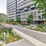 Sikorskiego With Free Garage By Renters Prestige Appartement