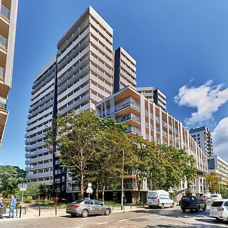 Sikorskiego With Free Garage By Renters Prestige * 弗罗茨瓦夫