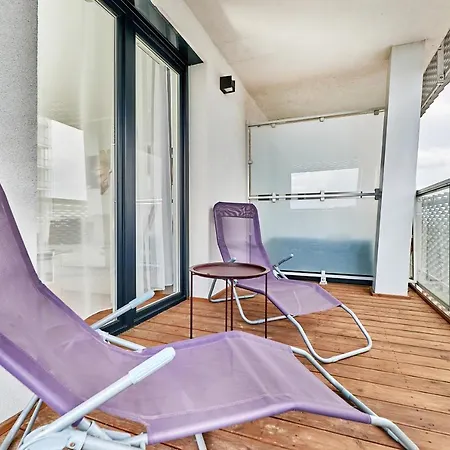 Sikorskiego With Free Garage By Renters Prestige Apartment *