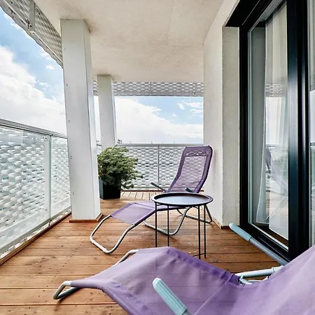 Sikorskiego With Free Garage By Renters Prestige Apartment