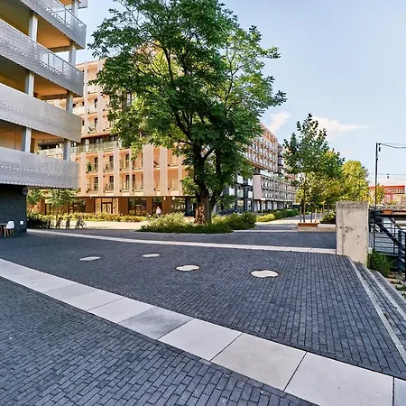 Sikorskiego With Free Garage By Renters Prestige Apartment *