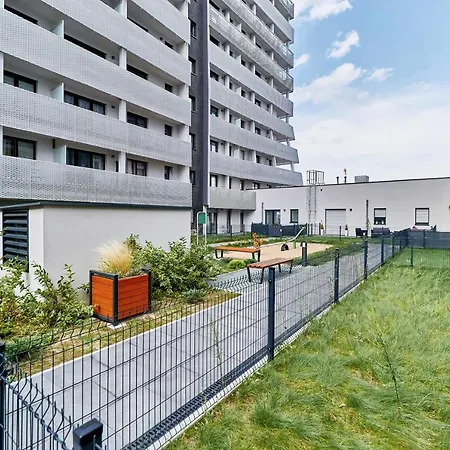 Sikorskiego With Free Garage By Renters Prestige Apartment *