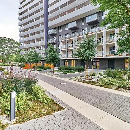Sikorskiego With Free Garage By Renters Prestige Apartment