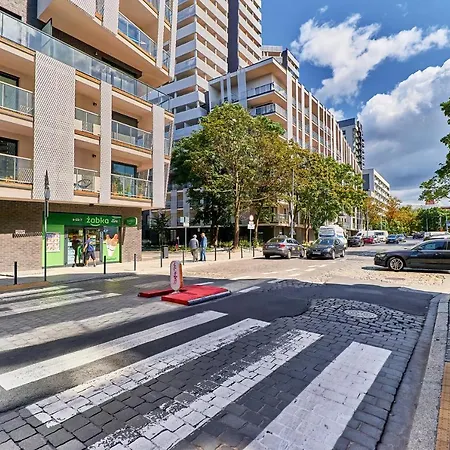 Sikorskiego With Free Garage By Renters Prestige *